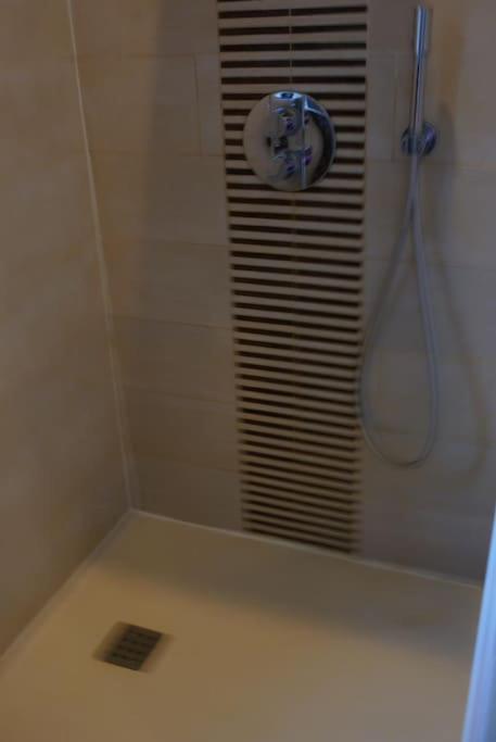 9 Pers 160 M² +Jardin- 10Mn Nantes -30Mn Mer Bouguenais Exterior foto